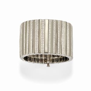  - Bracciale rigido con diamanti