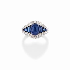  - Anello con zaffiri