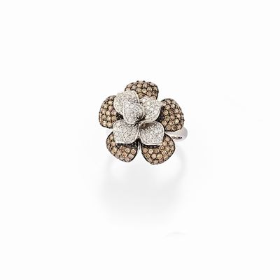 Anello a Fiore