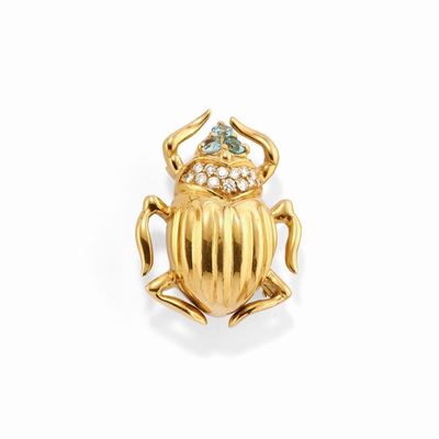 Spilla scarabeo in oro giallo 18k con diamanti e topazi
