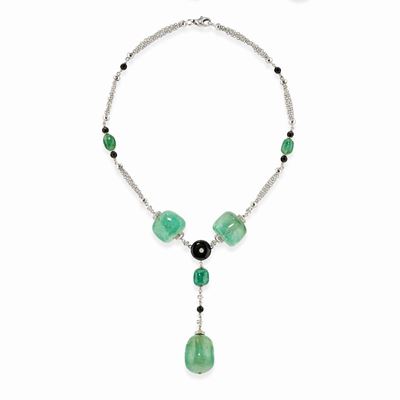 Collana con smeraldi, in oro bianco 18k