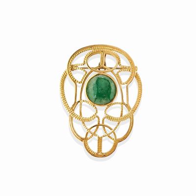 Spilla con pietre verdi in oro giallo 18k