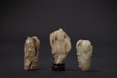 Cina, Scultore anonimo, Lotto di tre sculture in giada, XIX secolo