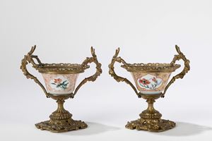 Coppia di tazzine in porcellana. Cina, secolo XVIII