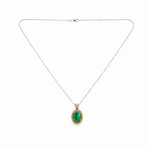  - Collana con smeraldo