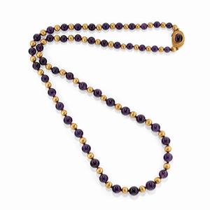 A 18k yellow gold and amethyst necklace