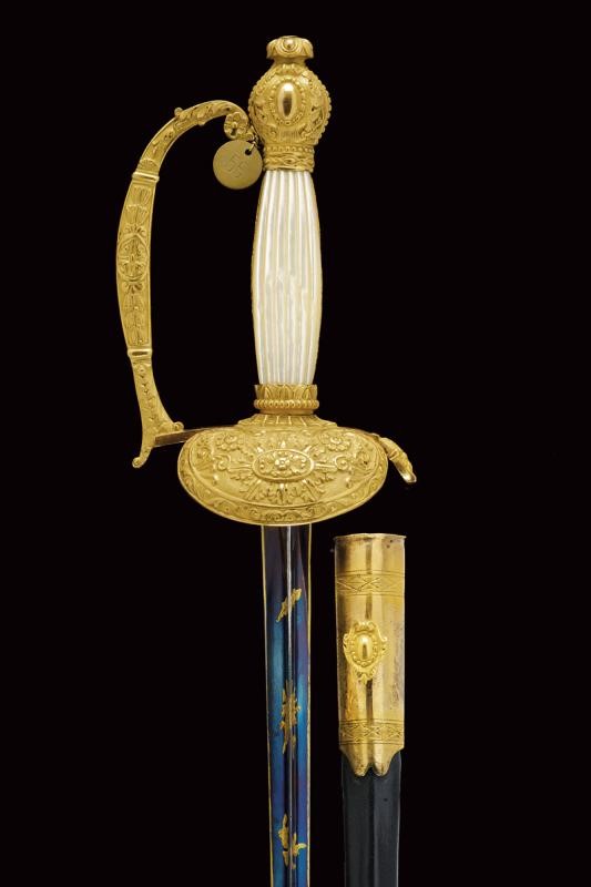 Spadino da dignitario di corte, bronzo dorato e madreperla, Italia, primo quarto del XIX secolo
