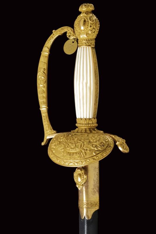 Spadino da dignitario di corte, bronzo dorato e madreperla, Italia, primo quarto del XIX secolo