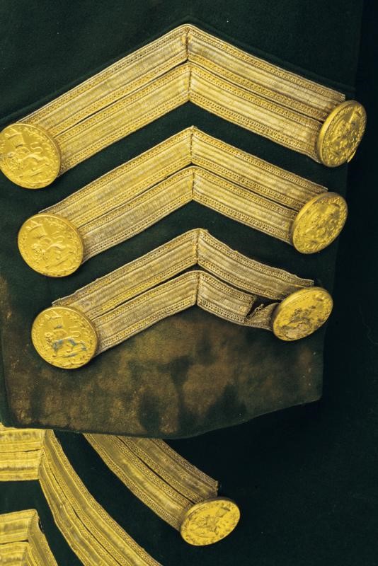 Uniforme da funzionario di corte, Persia, altezza 90 cm