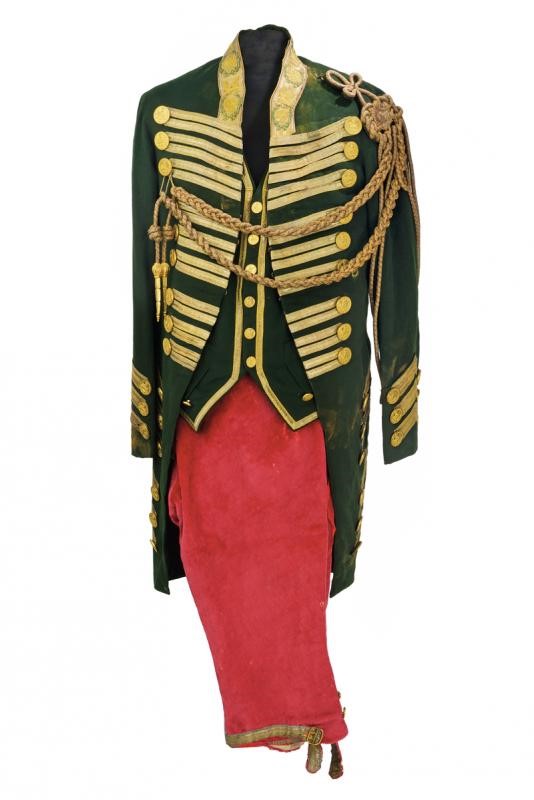 Uniforme da funzionario di corte, Persia, altezza 90 cm