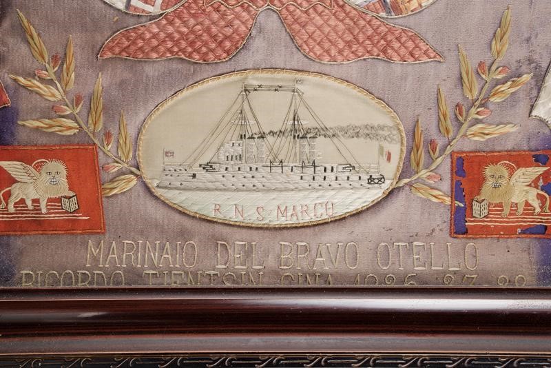 Pannello commemorativo della Campagna in Estremo Oriente, ricamo su tessuto
