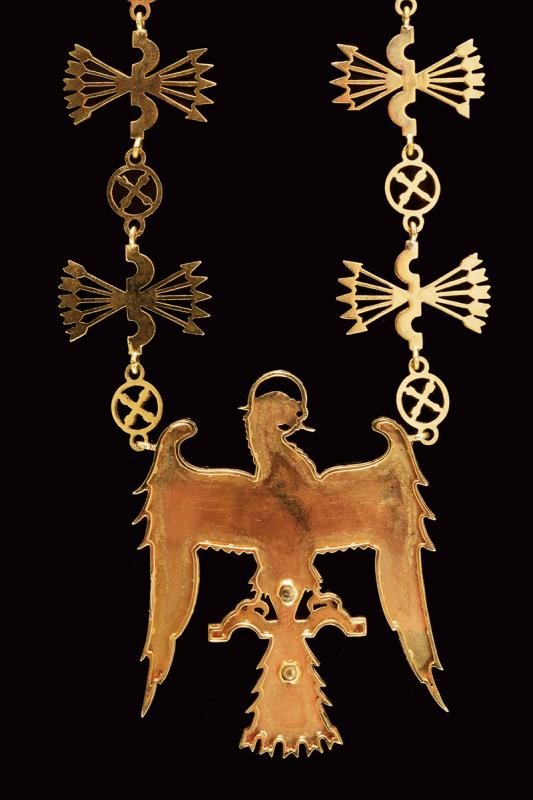 Ordine Imperiale del Giogo e delle Frecce, collare in oro con pendente, Spagna (1937 - 1976)