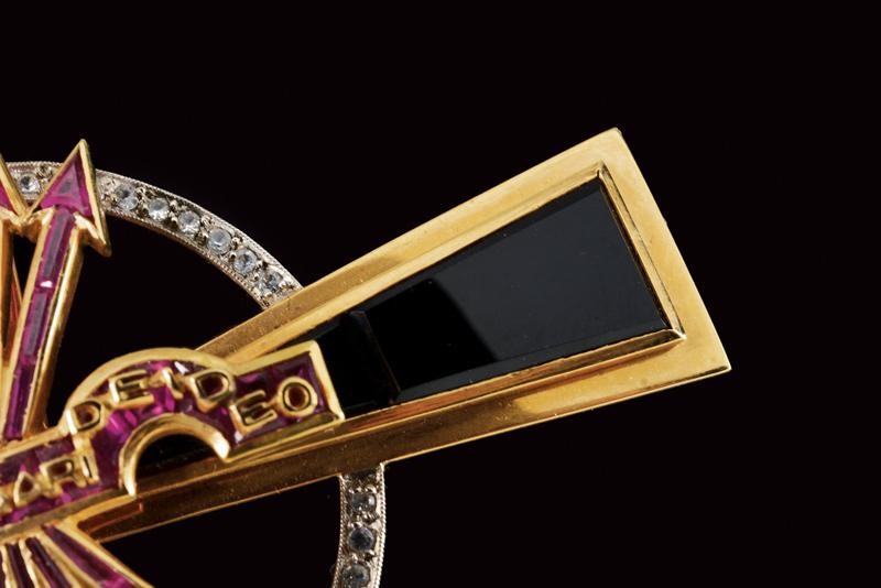 Ordine Imperiale del Giogo e delle Frecce, Gran Croce in oro e rubini (1937 - 1976)