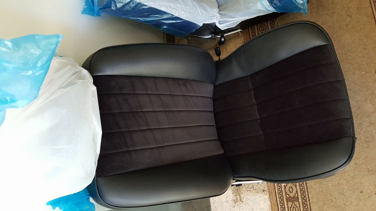 Porsche 911 T (Karmann)