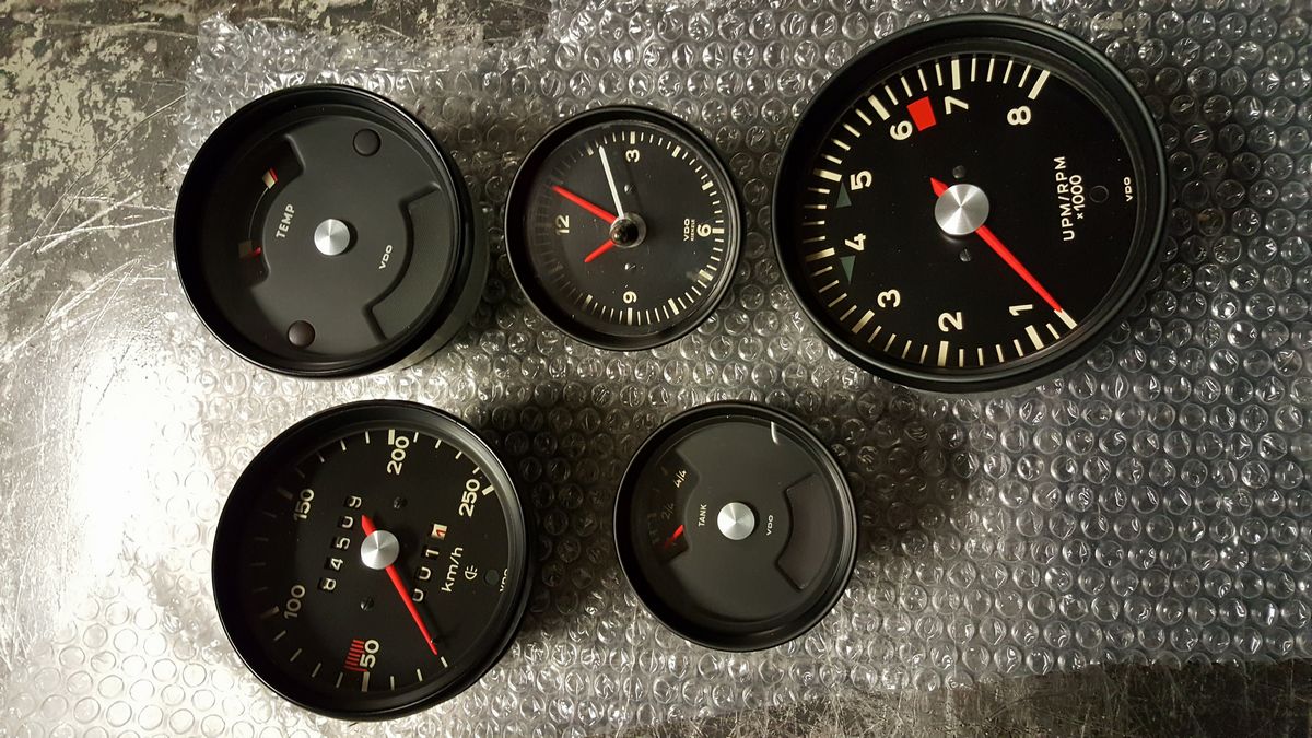 Porsche 911 T (Karmann)