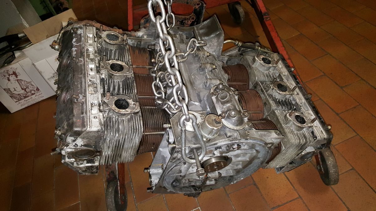 Porsche 911 T (Karmann)