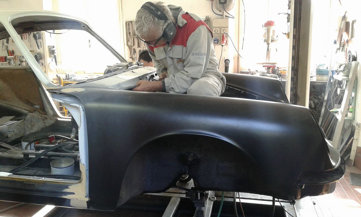 Porsche 911 T (Karmann)