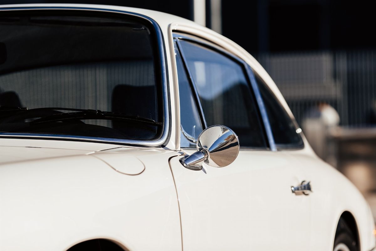 Porsche 911 T (Karmann)