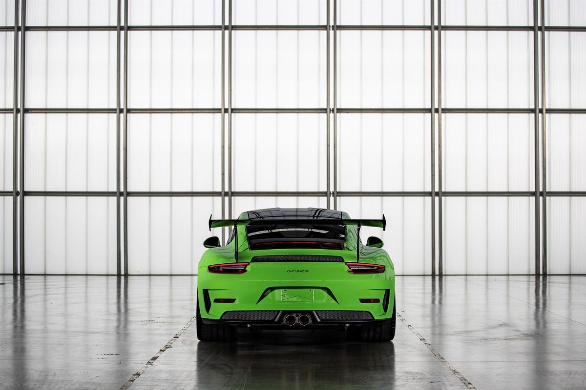Porsche 911 GT3 RS Weissach Package (Porsche)