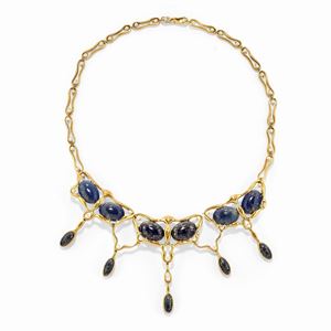 A 18k yellow gold, pearl and lapislazuli necklace, Pao Ying Wang, defects
