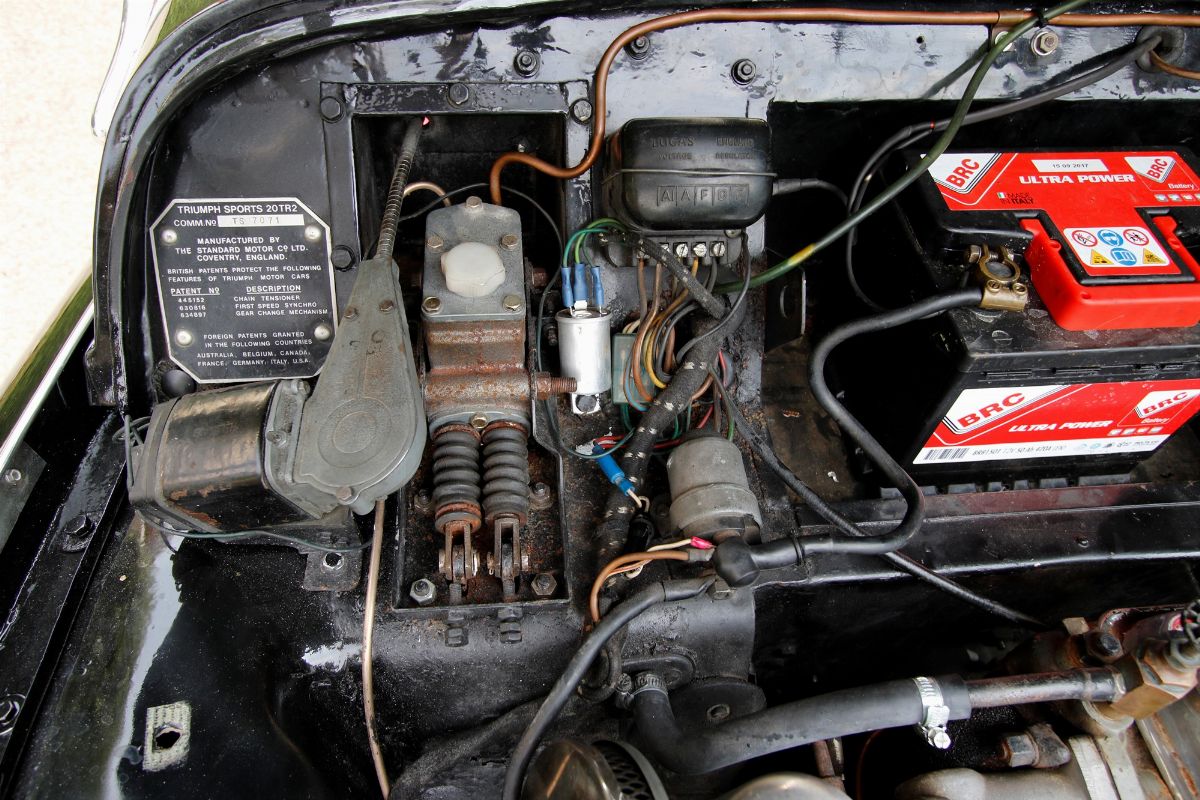 Triumph T.R.2 (Triumph)