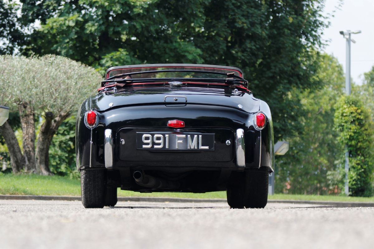 Triumph T.R.2 (Triumph)