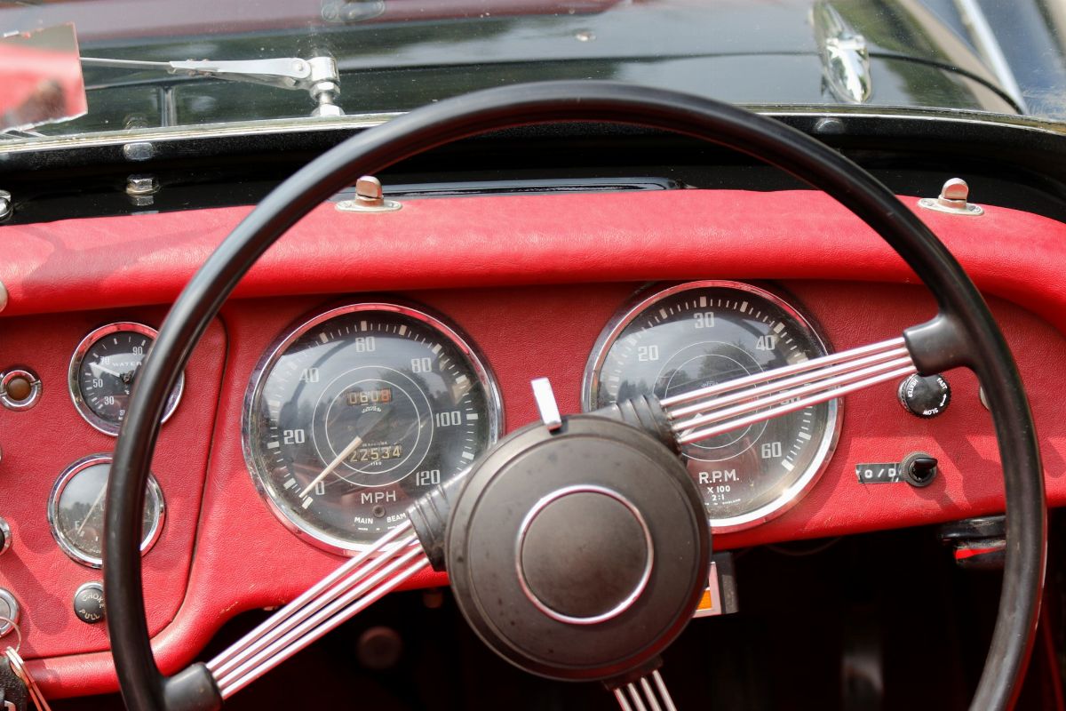 Triumph T.R.2 (Triumph)