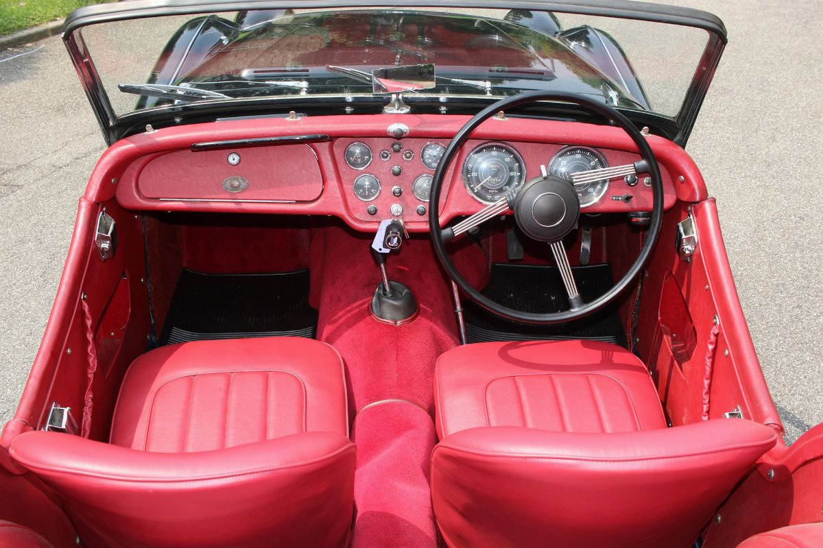 Triumph T.R.2 (Triumph)