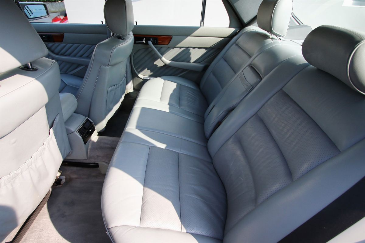 Mercedes-Benz 350 SD (Mercedes-Benz)