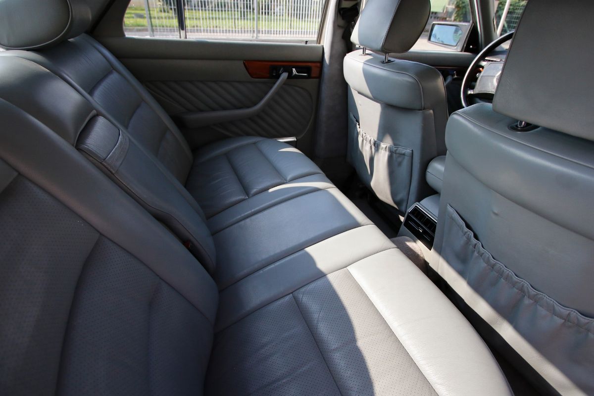 Mercedes-Benz 350 SD (Mercedes-Benz)