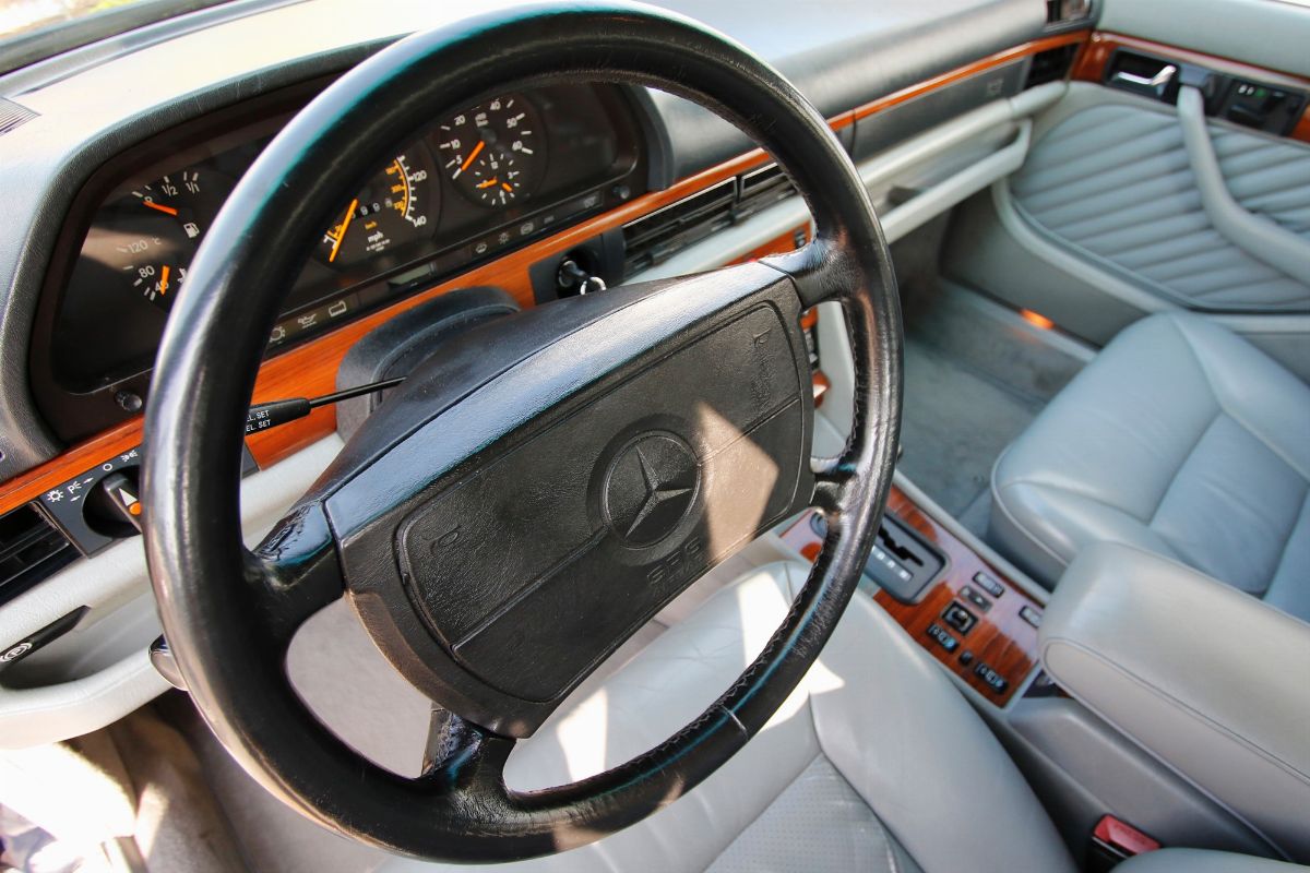 Mercedes-Benz 350 SD (Mercedes-Benz)