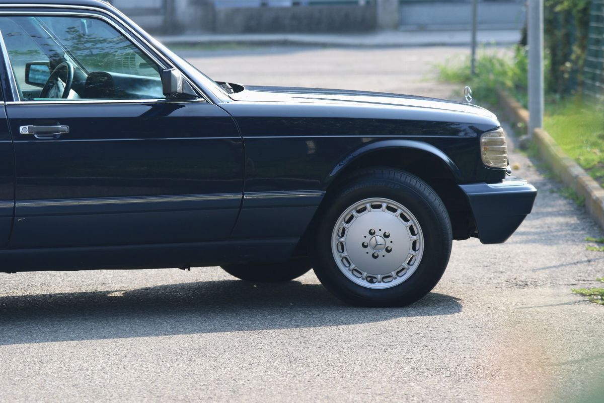 Mercedes-Benz 350 SD (Mercedes-Benz)