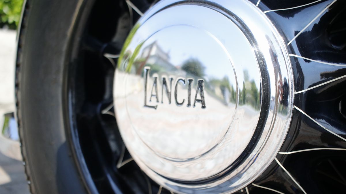 Lancia Augusta (Lancia)