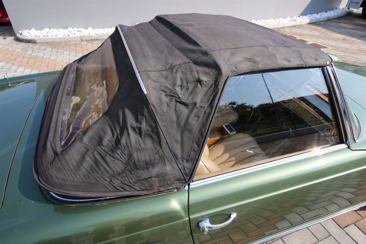 Mercedes-Benz 230 SL Pagoda (Mercedes-Benz)