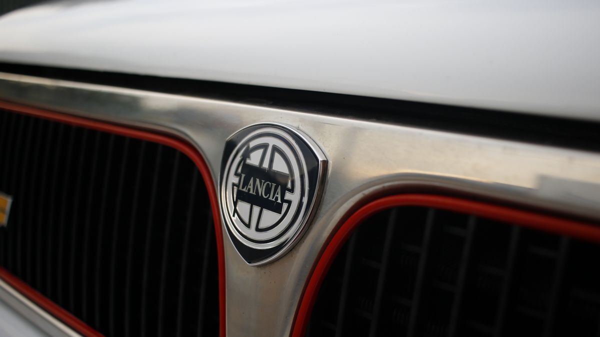 Lancia Delta Integrale Martini 5 (Lancia)