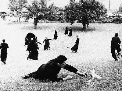 Io Non Ho Mani che Mi Accarezzino il Volto (pretini)