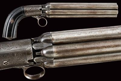 Raro Revolver Pepperbox a Luminello con Canne Lunghe di Mariette