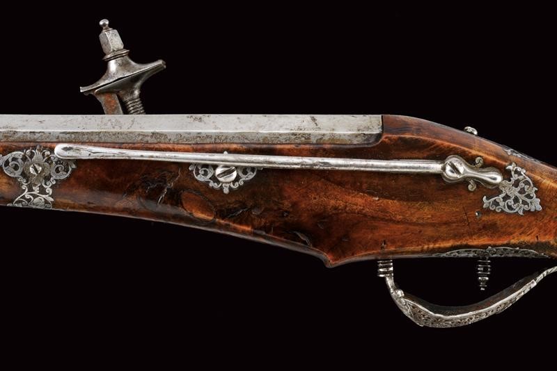 Elegante Pistola a Ruota