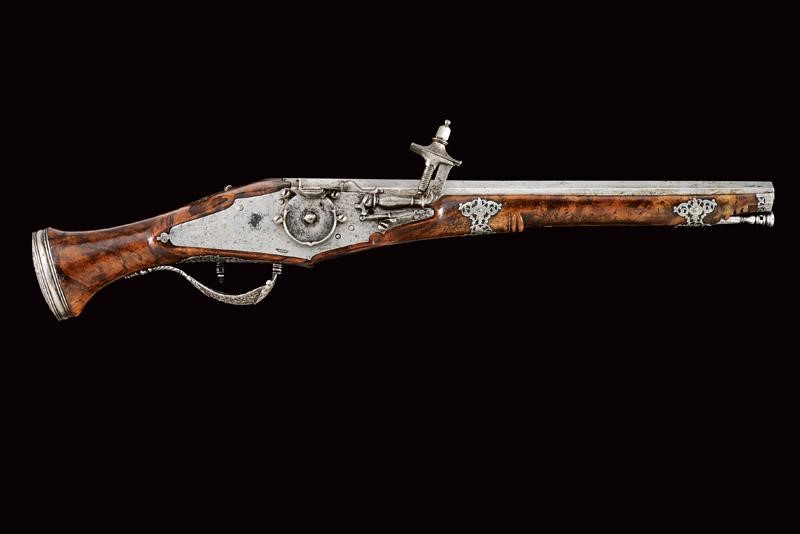 Elegante Pistola a Ruota