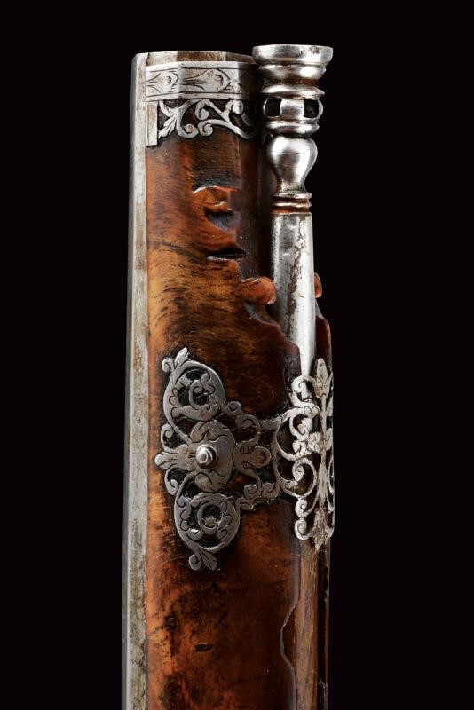 Elegante Pistola a Ruota