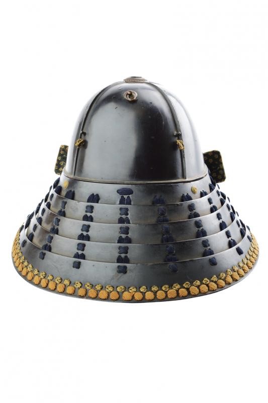 Kabuto con Hachi a Quattro Lame