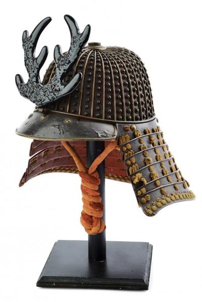 32-ken Hoshi Bachi Kabuto