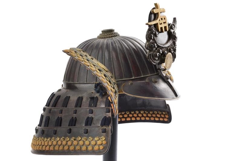 Suji Kabuto in Ferro con Certificato Nihon Bugu-kacchu Hozon-kennkyu-kai