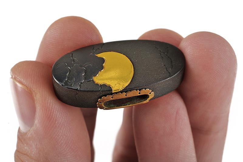 Fuchi e Kashira, Mei: Masanori Ishiguro