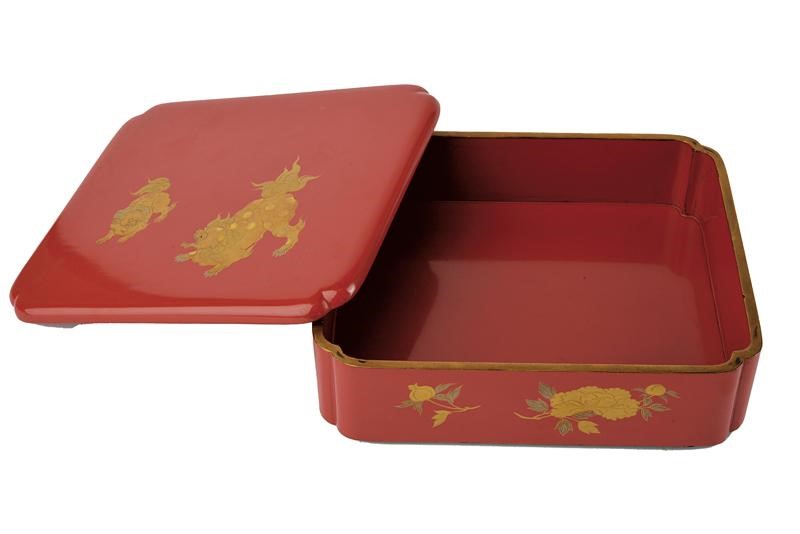 Jubako-box con Laccatura Makie