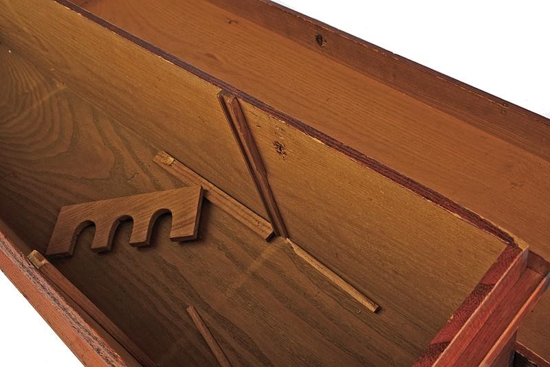 Grande Cassetta in Legno per Armi Bianche