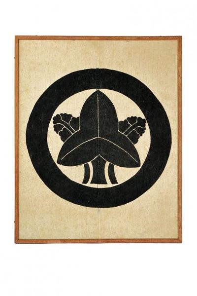 Bandiera da Guerra con "tachi-omogata-mon"