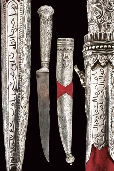 Bel Coltello con Fornimenti in Argento
