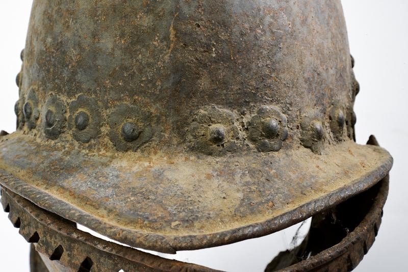 Borgognotta Aguzza Completa della Rara Buffa