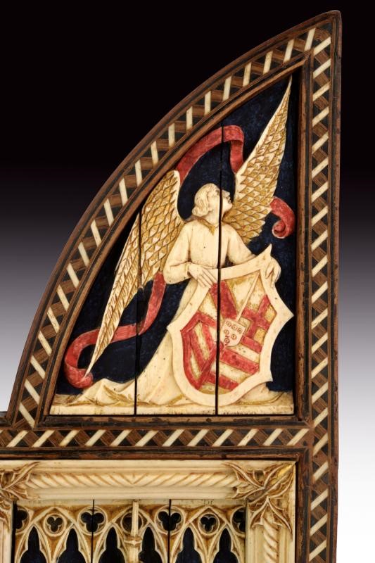 Straordinario Trittico Scolpito con Scene della Vita di Cristo